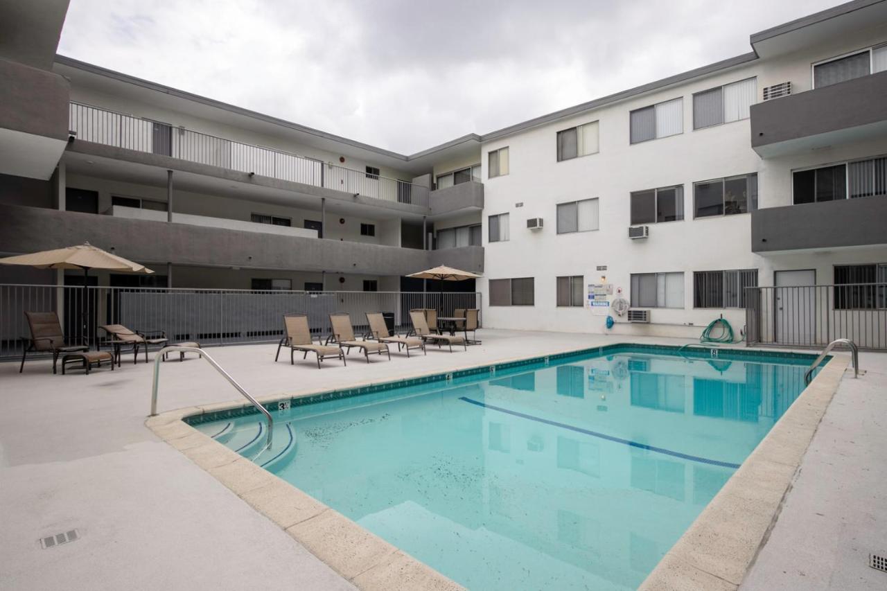 Brentwood 1Br W Pool Nr San Vicente Blvd Lax-89 Lägenhet Los Angeles Exteriör bild